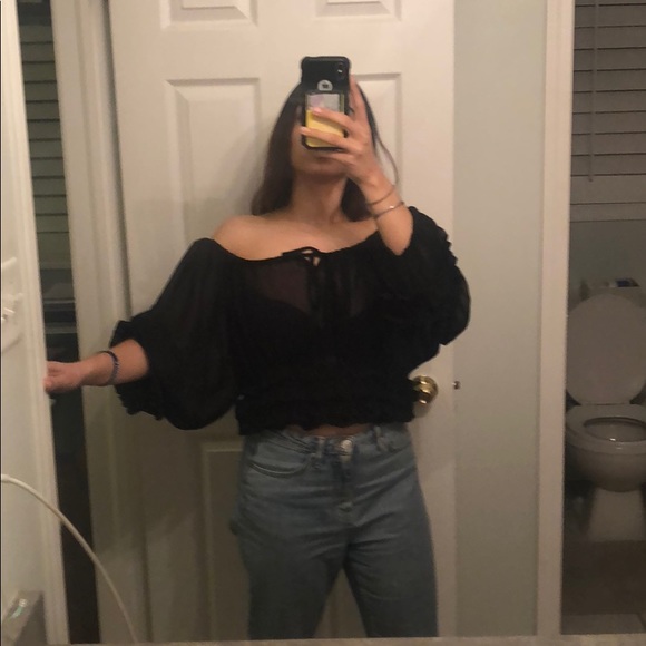 Super cute and sexy sheer top - Picture 2 of 8